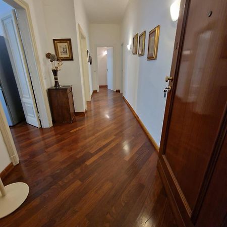 Apartamento Duomo - Fontana Cozy With Terrace Milán Exterior foto